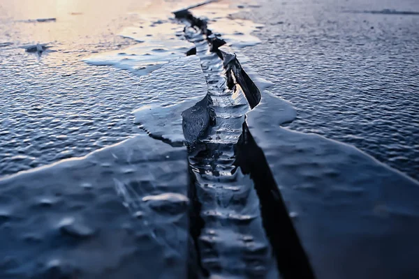 Lód Tekstury Pęknięcia Baikal Abstrakcyjne Tło Zima Lód Przezroczysty Niebieski — Zdjęcie stockowe