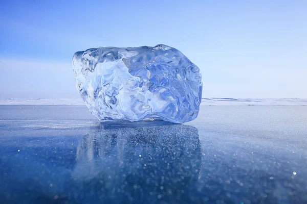 Pezzo Ghiaccio Baikal Ghiaccio Natura Inverno Stagione Cristallo Acqua Trasparente — Foto Stock
