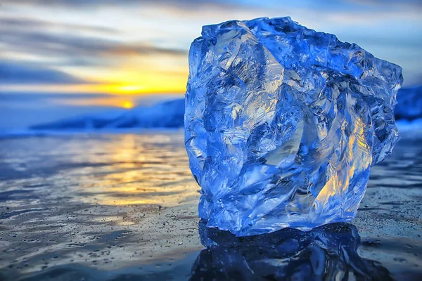 Morceau Glace Baikal Sur Glace Nature Hiver Saison Cristal Eau — Photo