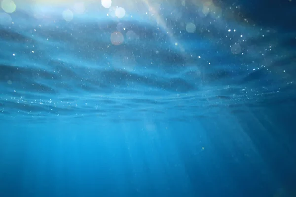 Oceán Podvodní Paprsky Světla Pozadí Pod Modrým Vodním Slunečním Světlem — Stock fotografie