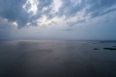 Mobile Körfezi, Alabama 'daki fırtınanın havadan görüntüsü 