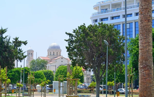 Aleja promenadzie w Limassol — Zdjęcie stockowe