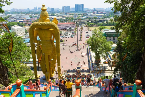 Kuala Lumpur Malaysia Mars 2019 Från Toppen Trappan Gigantiska Guldstatyn — Stockfoto