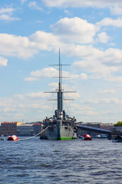 Szentpétervár Oroszország 2020 Augusztus Legendás Orosz Cirkáló Aurora Szentpéterváron Oroszországban — Stock Fotó