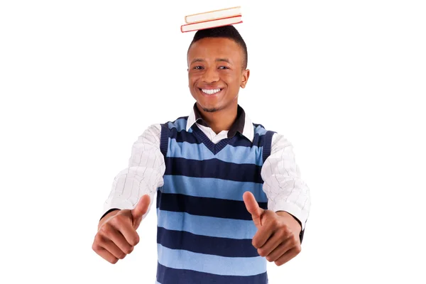 Jonge Afrikaanse Amerikaanse student met een boek — Stockfoto