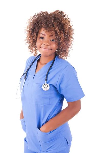 Afrikanische junge Krankenschwester isoliert auf weißem Hintergrund — Stockfoto