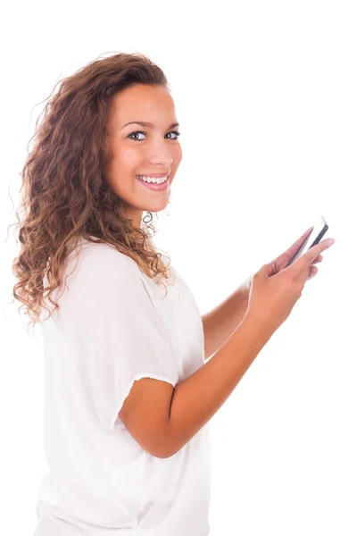 Femme heureuse textos sur son téléphone — Photo