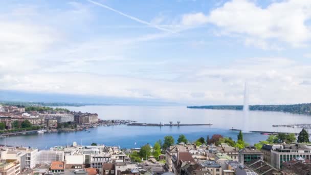 Panorámás kilátás nyílik a várost Genf, a Genfi-tóra és a víz — Stock videók