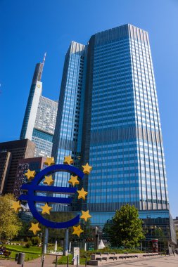 ünlü büyük euro simgesi