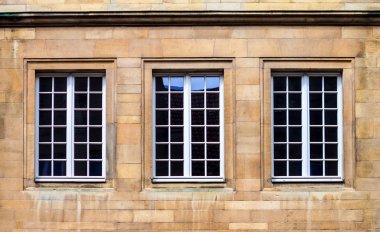 eski bir taş ev Windows