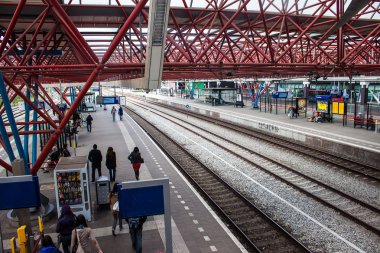 Zaandam tren istasyonu