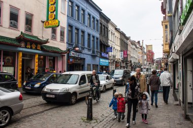  Antwerp mahallesindeki insanlar