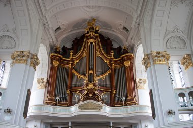 st. michaelis church organ