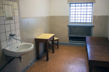 Berlin-hohenschonhausen Anıtı