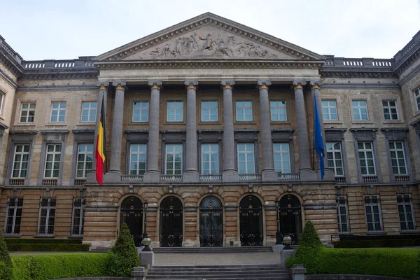 Здание Федерального парламента Бельгии — стоковое фото