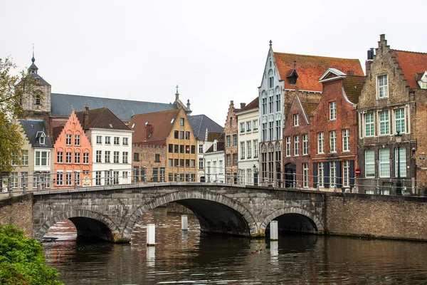 Mittelalterliche Brücke — Stockfoto