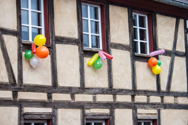Traditionelles Haus während der Fasnet geschmückt — Stockfoto