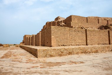 Zikkurat Choqa Zanbil