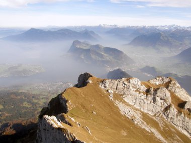 pilatus Dağı zirvesine görüntülemek