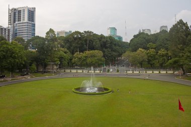 yeniden birleşme Sarayı önünde park