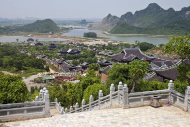 Bai ninh binh dinh Tapınağı