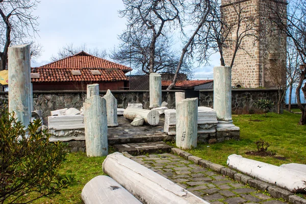 Ancient ruins at premises of Hagia Sophia church — Stock Photo, Image