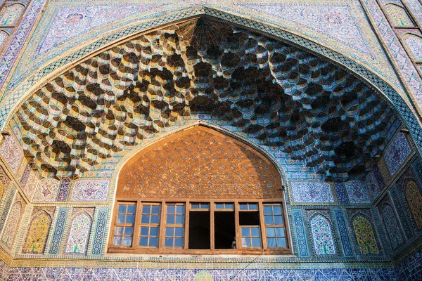 Detalle de Madraseh-ye Khan en Shiraz —  Fotos de Stock