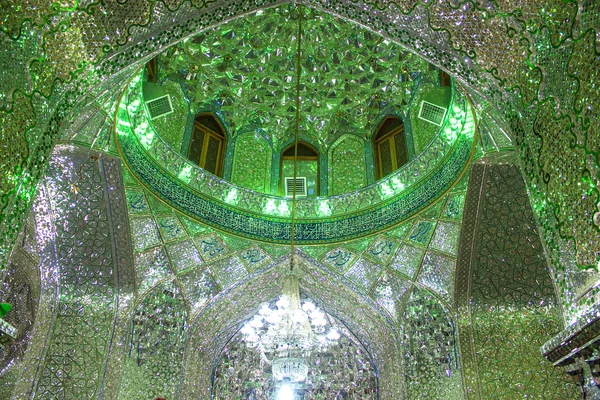 Interior of Ali Ebn-e Hamze Shrine — Stock Photo, Image