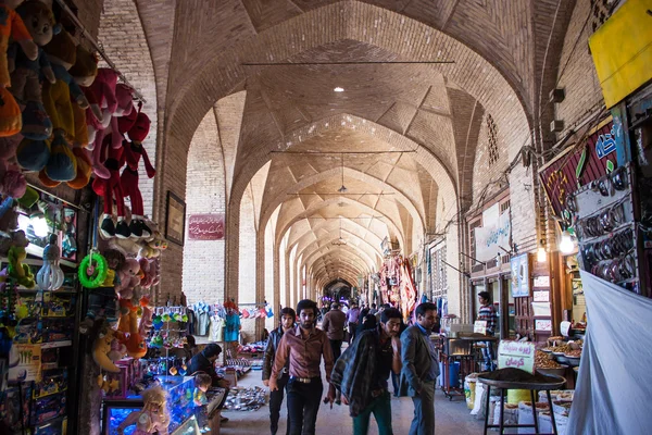 In Bazaarı insanlarda — Stok fotoğraf