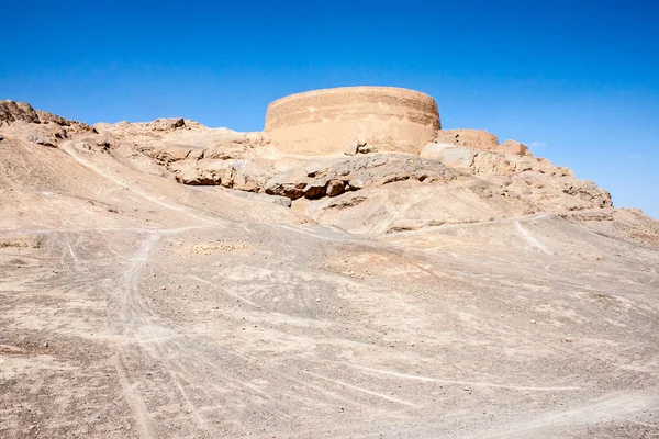 Zoroastrian Tower of Silence in Yazd — Stock Photo, Image