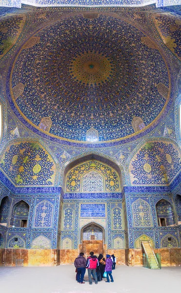 Interior of Imam Mosque in Isfahan — Stock Photo, Image