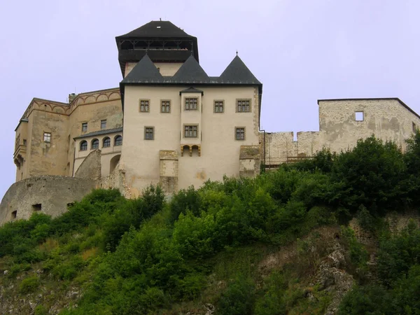 Готический замок Тренцин — стоковое фото