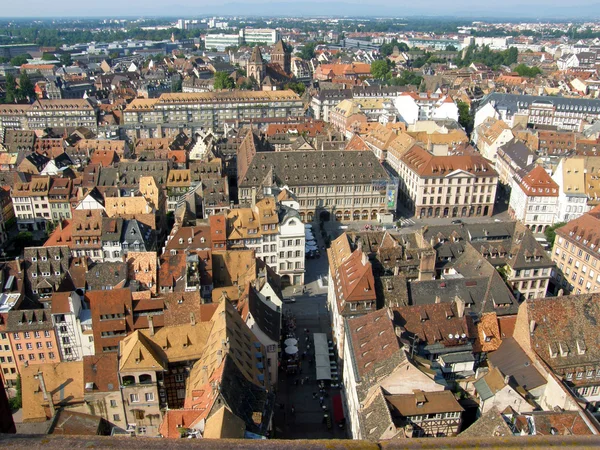 Widok na zjeżdżalnie w Strasburgu — Zdjęcie stockowe