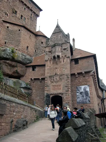 Zamek haut-koenigsbourg w Alzacji — Zdjęcie stockowe