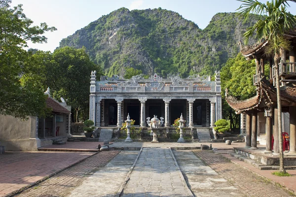 Buddhistiska tempel på landsbygden — Stockfoto