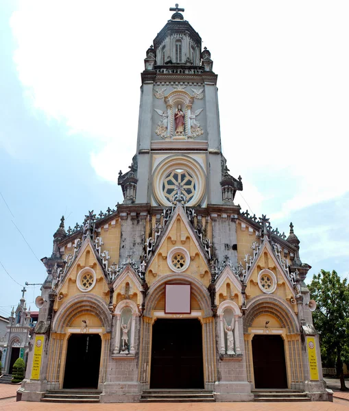 Iglesia en Kenh Ga pueblo — Foto de Stock