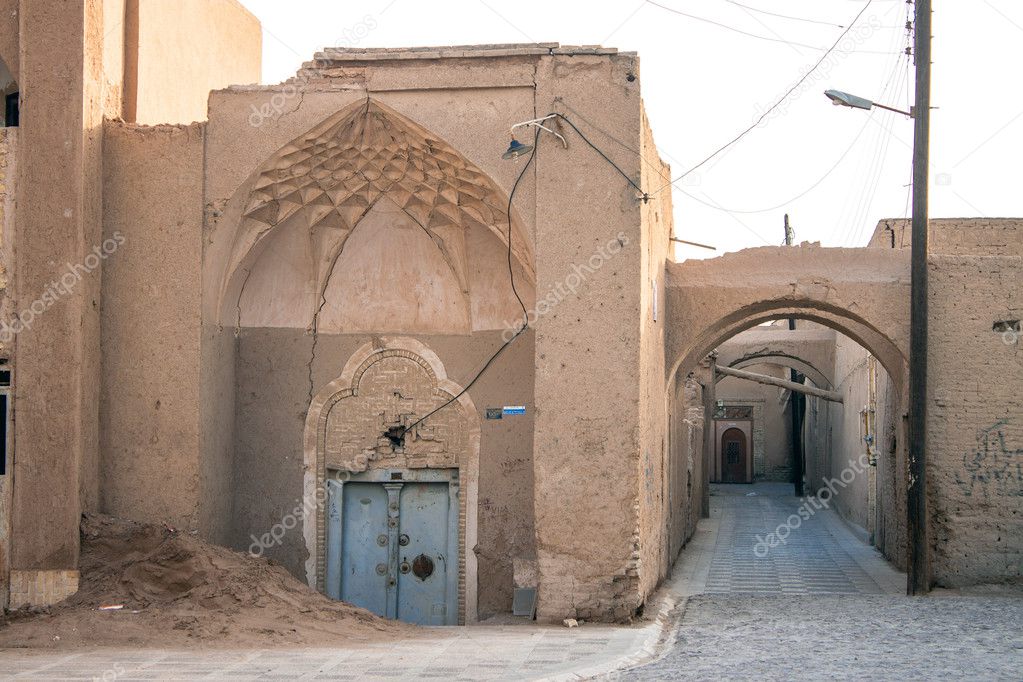 Typical narrow alley in Yazd