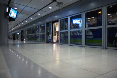 suvarnabhumi Havaalanı tren bağlantısı Terminal istasyonu