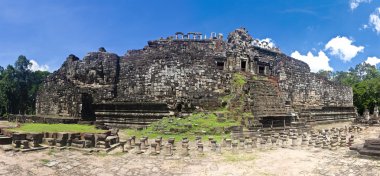 reclinig Buda antik angkor Tapınağı baphuon at