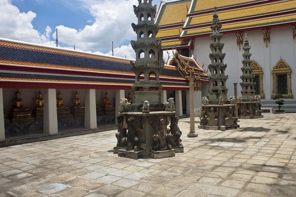 Tempelkomplex wat pho — Stockfoto