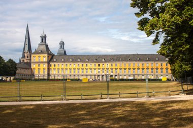 Bonn Üniversitesi'nin ana bina