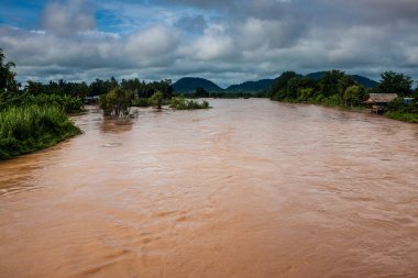 mekong Nehri üzerinde Adaları