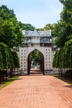 phra narai ratchaniwe kapısı