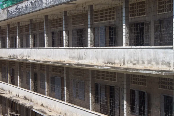 Cell i tuol sleng (s21) fängelset — Stockfoto