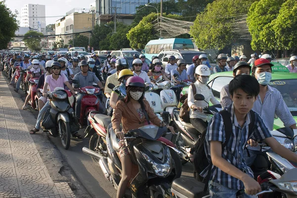 Road Traffic  in Saigon — Stock Photo, Image