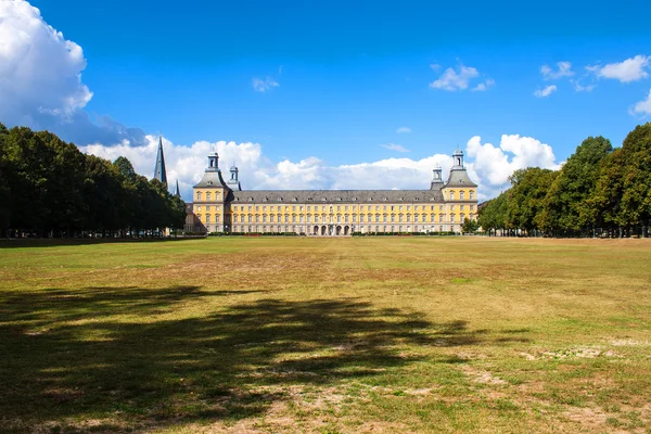 Edificio principal de la universidad en Bonn — Foto de Stock