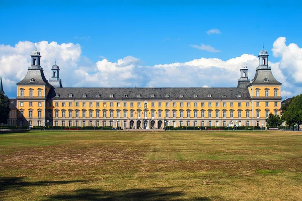 Bonn Üniversitesi'nin ana bina