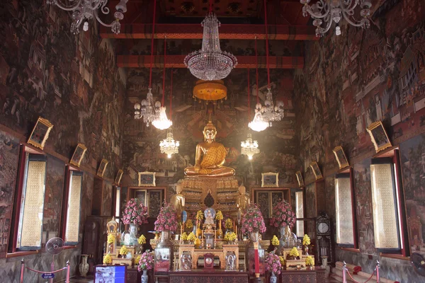 Buda no complexo de Wat Arun — Fotografia de Stock