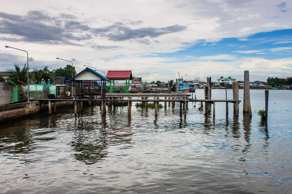 Vista de un puerto —  Fotos de Stock