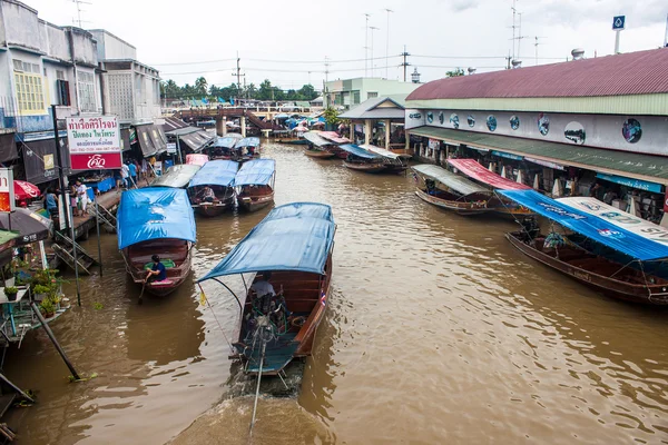 Ampahwa floating market — Stock Photo, Image